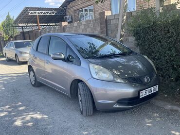 Honda: Honda Fit: 2008 г., 1.3 л, Автомат, Бензин, Хэтчбэк