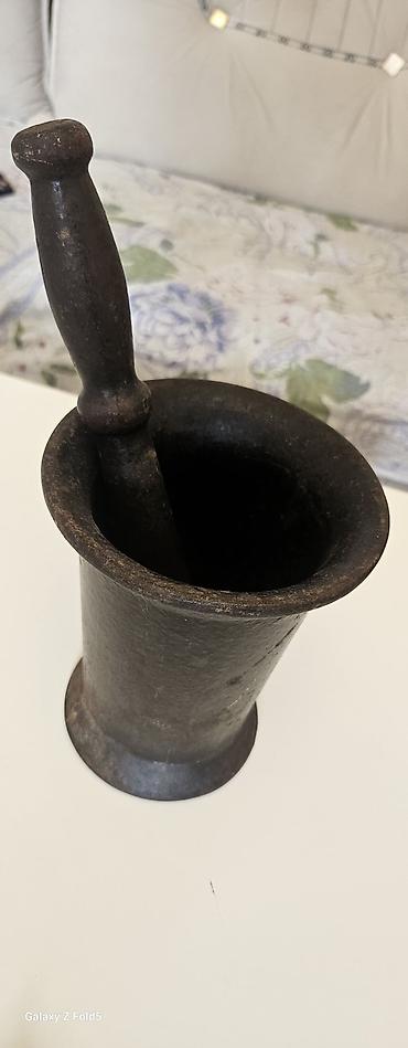 heveng: Dəmir dibək və həvəng 100 illik. - Material: tökmə dəmir (ağır və — 1