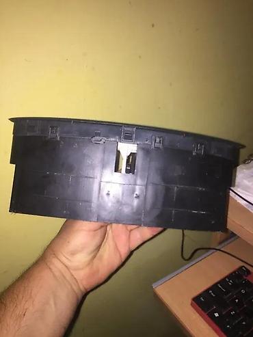 poklopac za rezervoar renault clio: RESETKE VENTILACIJE ZA RENO CLIO 3 KAO NOVE ORIGINAL | Zvati od — 2
