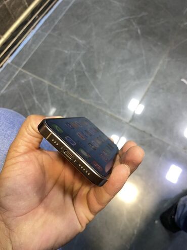 Apple iPhone: IPhone 16 Pro, Qızılı, Face ID — 7