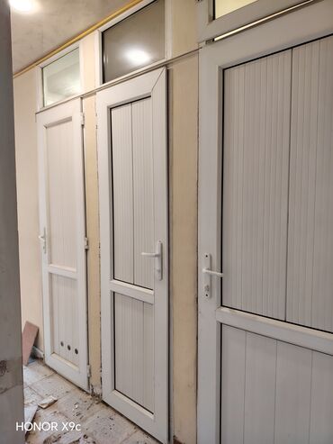 Plastik qapılar: PVC qapı və pəncərə dəsti - Material: ağ rəngli PVC profil, şüşəli — 8