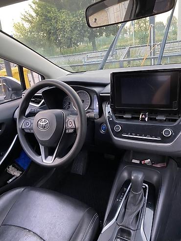 Продажа авто: Toyota Corolla: 2022 г., 1.8 л, Автомат, Гибрид, Седан — 6
