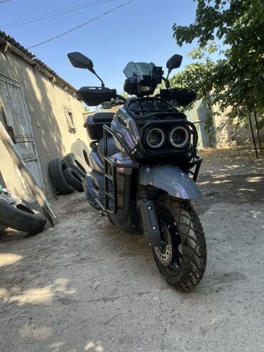 шины на спецтехнику: 🛵 На продажу выезжает Juliang Tank 150 – скутер, который сам просится