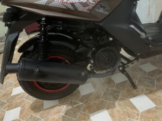 Скутеры: Тип скутера 110 куб. см, Бензин, Б/у — 10