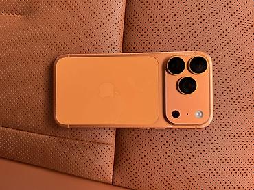 iphon 17 pro: IPhone 17 Pro, 256 GB, Narıncı, Face ID, Simsiz şarj, Sənədlərlə — 3