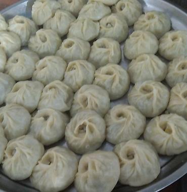 Полуфабрикаты: Лепим манты разных видов на выезд штучно по 10 сом большое — 4