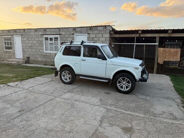 ВАЗ (ЛАДА): ВАЗ (ЛАДА) 4x4 Нива: 2012 г., 1.7 л, Механика, Бензин, Хэтчбэк