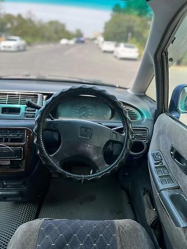 богаж: Honda Odyssey: 1996 г., Автомат, Бензин, Минивэн — 5