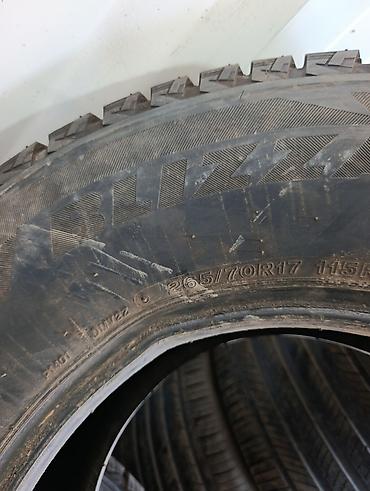 205 70 17: Зимние шины Bridgestone Blizzak DM-V2 - Размер: 265/70 R17 - Индексы — 3