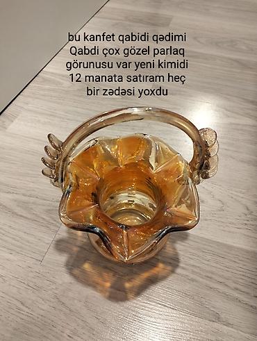 Qədimi şüşə konfet qabı - Material: qalın, keyfiyyətli şüşə - Rəng lalafo.az -da Qədimi şüşə konfet qabı - Material: qalın, keyfiyyətli şüşə - Rəng