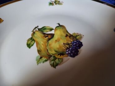 Ostali antikviteti: Kahla porcelanski servirni tanjir 7g.Nemacka. Oval je perfektan — 7