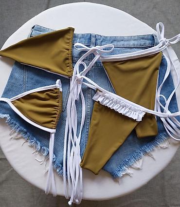 dd step sandale: Dvodijelni bikini set – maslinasto zeleni sa belim detaljima - Gornji — 8