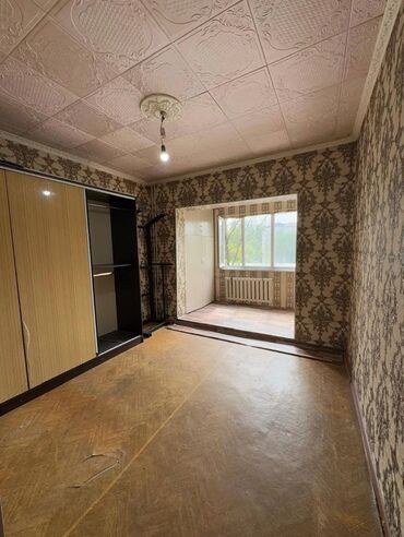 Продажа квартир: 2 комнаты, 50 м², 105 серия, 4 этаж, Старый ремонт