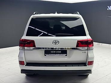 Toyota: Toyota Land Cruiser: 2018 г., 4.6 л, Автомат, Бензин, Внедорожник — 5