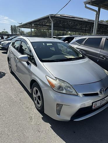 Toyota: Toyota Prius: 2015 г., 1.8 л, Автомат, Гибрид, Хэтчбэк — 7