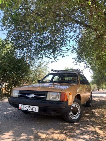 Москвич: Москвич 2141: 1990 г., 1.5 л, Механика, Бензин, Хэтчбэк — 13