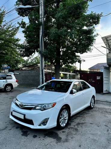 Toyota: Toyota Camry: 2012 г., 2.5 л, Автомат, Бензин, Седан