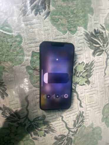 Apple iPhone: IPhone 13, Б/у, 128 ГБ, Синий, Зарядное устройство, Защитное стекло, Чехол, 72 % — 6