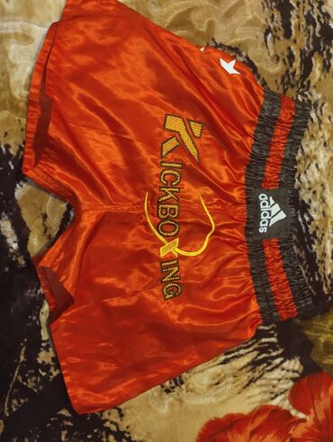 Мужская одежда: Спортивный костюм Adidas, L (EU 40), цвет - Красный