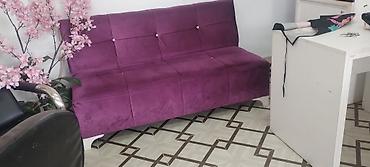 Divanlar: Az işlənmiş divan tam əla vəziyyətdə 150azn əlaqə nömrəsi:051 684 56 — 2