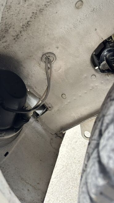 VAZ (LADA): Maşın saz vezyetdedir.heç bir problemi yoxdur zavod maşındır vuruğ — 16