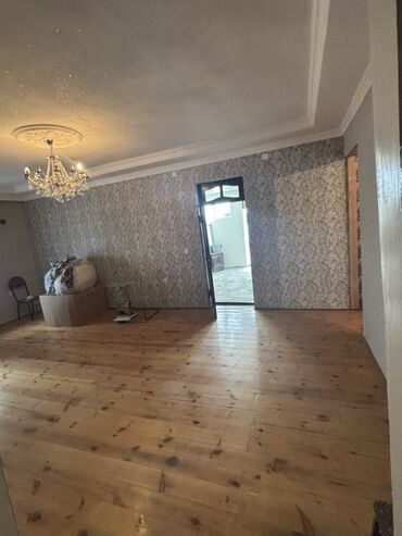 Həyət evləri və villaların satışı: Satılır: kfkir daşından tikilmiş 1 mərtəbəli fərdi yaşayış evi - — 8