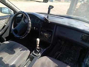 220 mers: Audi 80: 1989 г., 1.8 л, Механика, Бензин, Седан — 3