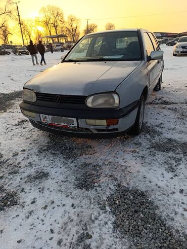 фольксваген пассат в4 универсал: Volkswagen Golf: 1993 г., 1.8 л, Механика, Бензин