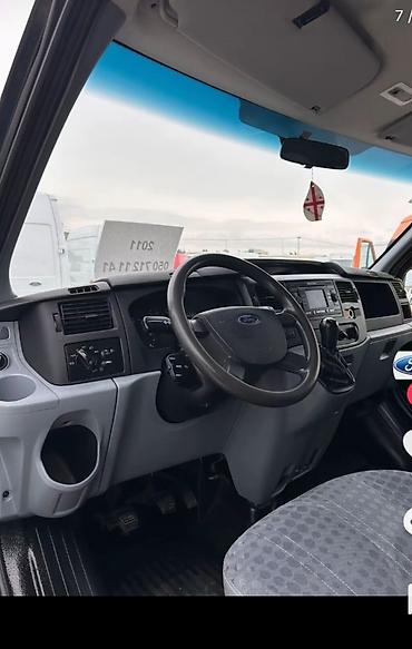 Ford: Ford Transit: 2.2 l | 2011 il Van/Minivan — 16