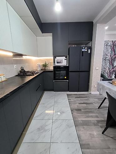 Продажа коттеджей и домов: 🏡 Продаётся просторный дом в районе Ак-Орго (Бишкек) 📍 ул. Б — 7