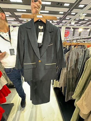 Брючные костюмы: Женская одежда — подборка моделей 1) Классический костюм-тройка — 11