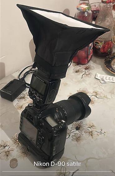 sony a7 iv: Nikon D90 fotoaparat dəsti - Fotoaparat: Nikon D90 DSLR, üst LCD — 1