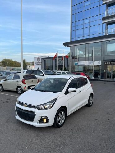 купить машину матиз автомат: Chevrolet Spark: 2017 г., 1 л, Вариатор, Бензин, Хетчбек