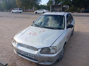 дэу матиз 1: Hyundai Accent: 2000 г., Кол менен иштөөчү, Бензин, Седан — 3