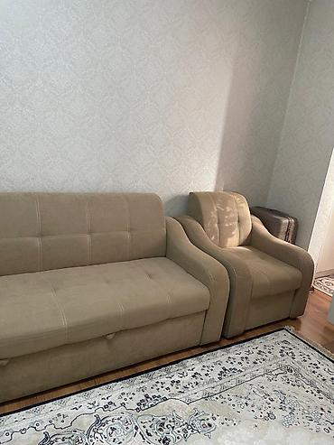 study table: Прямой диван, Б/у — 4