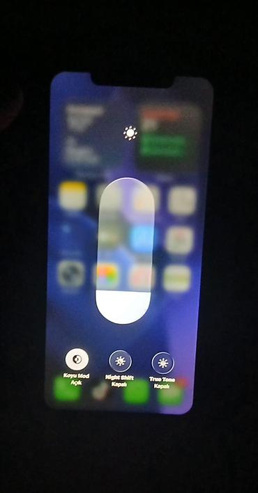 Apple iPhone: IPhone 11 Pro Max, Qızılı — 3