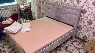 полки стеллажи ош: Двуспальная кровать, Б/у, С матрасом, длина - 200 см
