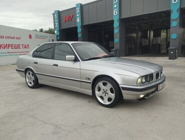 м5: BMW 525: 1994 г., 2.5 л, Механика, Бензин, Седан