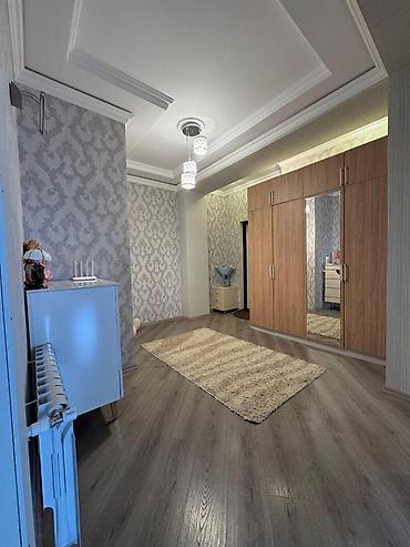 Mənzillər: Bakıxanov qəs., 2 otaqlı, Yeni tikili, 85 kv. m — 10