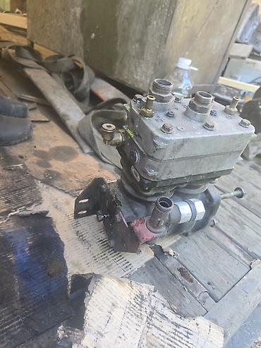 Двигатели, моторы и ГБЦ: Запчасти для дизельного двигателя (набор) Состав: - Две головки блока — 13