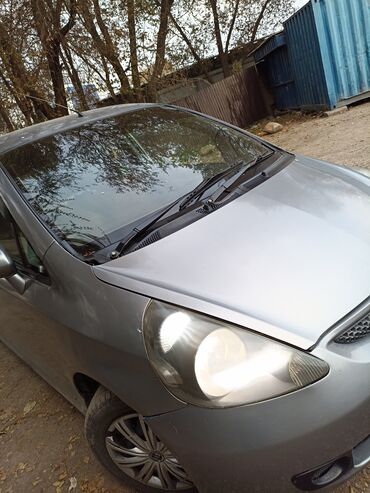 купить двигатель на нексию в бишкеке: Honda Fit: 2003 г., 1.5 л, Вариатор, Бензин, Хэтчбэк