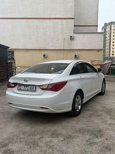 kirgiz auto: Hyundai Sonata: 2014 г., 2 л, Автомат, Газ, Седан — 6