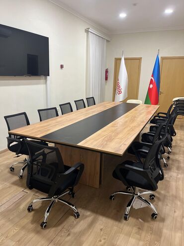 metbex zal birlikde: Yeni, Konfrans zalı üçün, Dördbucaq masa