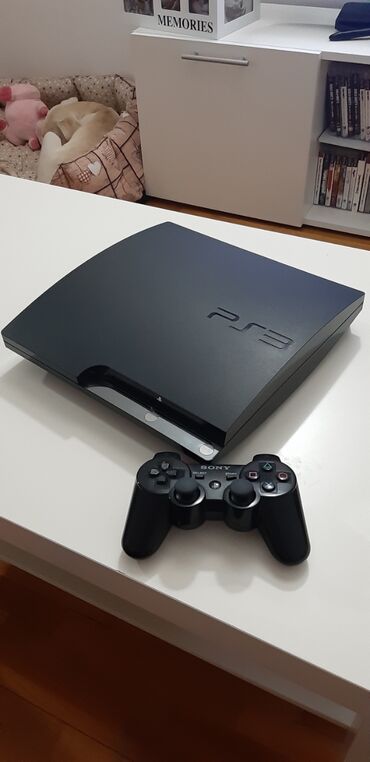 Video igre i konzole: Prodajem PS3  SLIM čipovan  najnovijim softverom