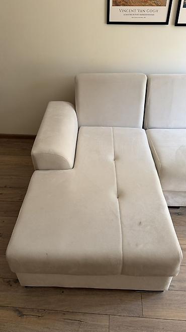 Digər xidmətlər: Bej rəngli künc divan. Müasir və sadə dizayna malikdir, qonaq otağı — 2