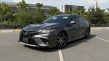Toyota Camry: 2021 г., 2.5 л, Автомат, Бензин, Седан at lalafo.kg Toyota Camry: 2021 г., 2.5 л, Автомат, Бензин, Седан