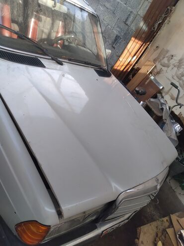 Mercedes-Benz: Продается автомобиль Mercedes-Benz W123. или мотор мотор показанный