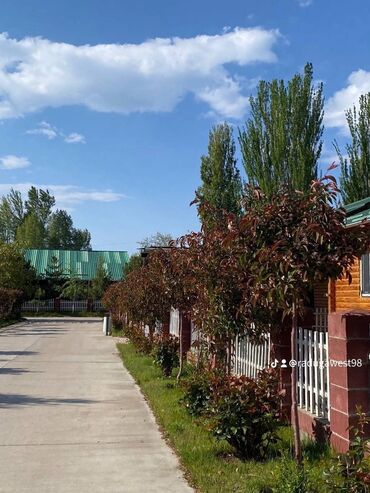 Иссык-Куль 2025: Коттедж, Коттедж из сруба ЦО Радуга West, Кош-Кол, Детская площадка, Парковка, стоянка, Охраняемая территория
