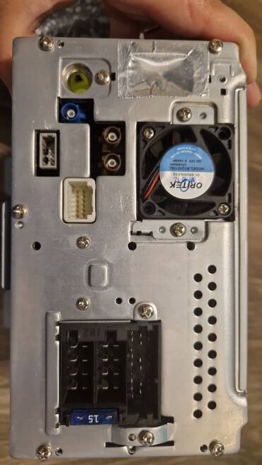 Digər avtomobil ehtiyat hissələri: Ideal vəziyyətdə Original Böyük Hyundai İX35 monitoru satılır — 5