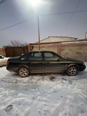 Volkswagen: Volkswagen Passat: 1995 г., 1.8 л, Механика, Бензин, Седан